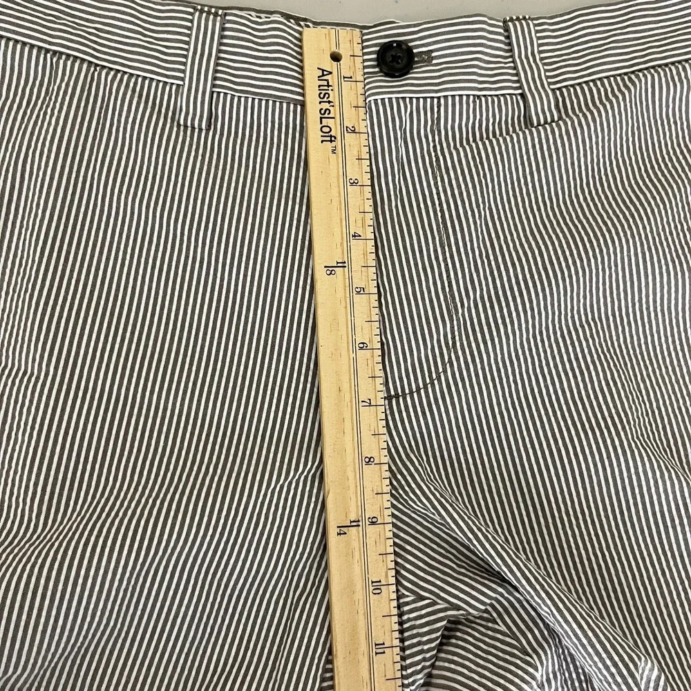 Banana Republic Aiden Short Mens 31 Brown White Striped Seersucker Cotton Slim
